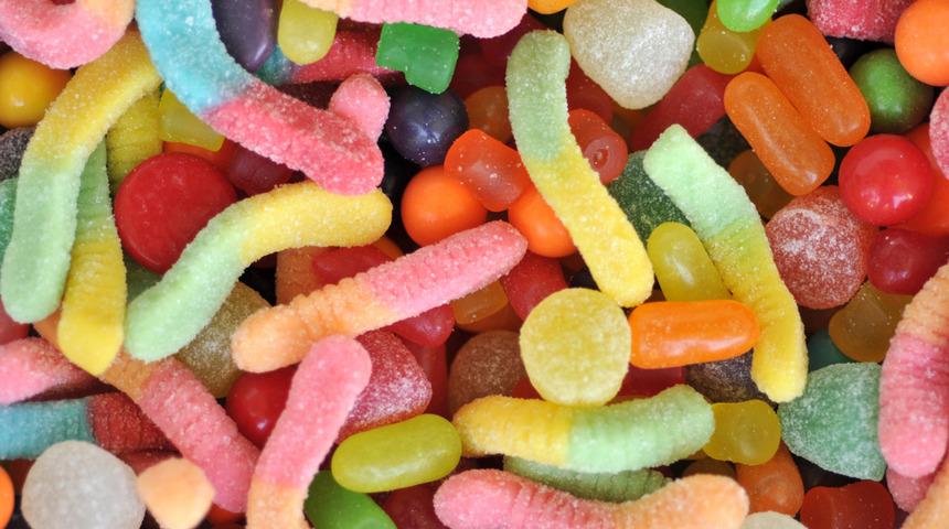 Şekerin vücudunuza verdiği 7 korkunç zarar