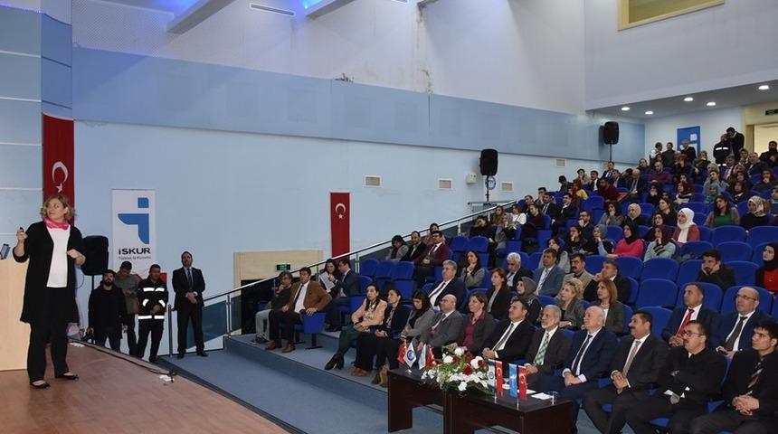 HR&Uuml;&rsquo;de  kariyer g&uuml;n&uuml; etkinliği yapıldı