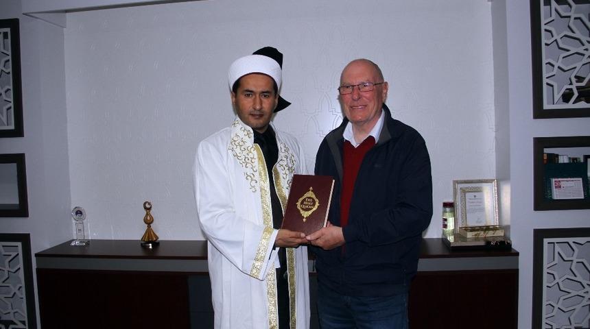 İngiliz Barber M&uuml;sl&uuml;man oldu