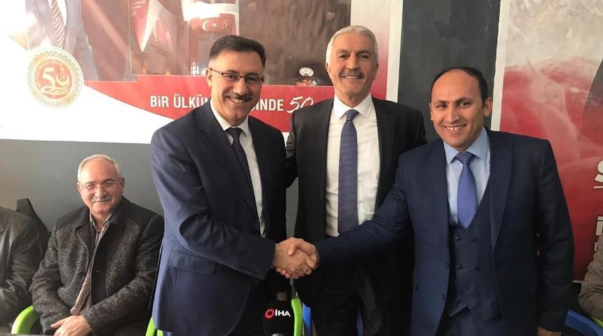 AK Parti’den MHP seçim bürosuna ziyaret