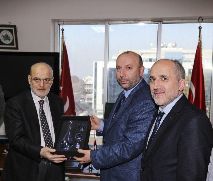 Beykoz Belediye Başkanı Yücel Çelikbilek’ten Siyasi Partilere Teşekkür Ziyareti G5