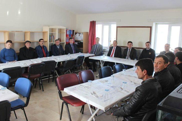 Kaymakam Kaya öğrenci velileri ile bir araya geldi G1