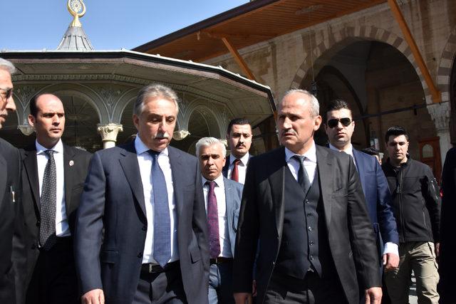 Ulaştırma ve Altyapı Bakanı Turhan, Konya'da incelemelerde bulundu