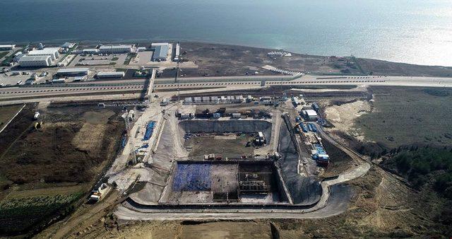 Köprü ayaklarının ıslak havuzdaki çalışmaları sürüyor