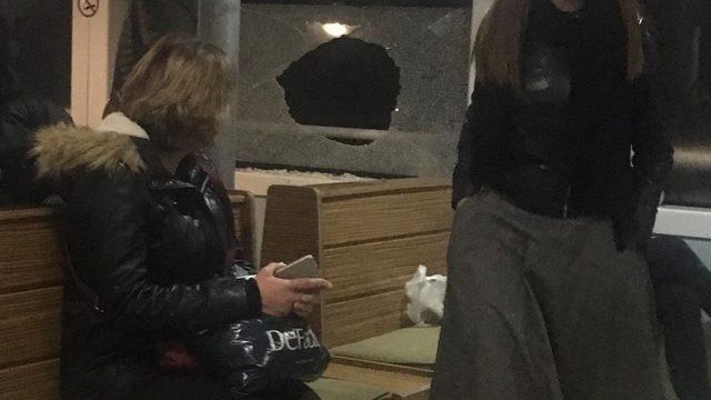 Yolcu motoru karaya oturdu; yolcular tahliye edildi