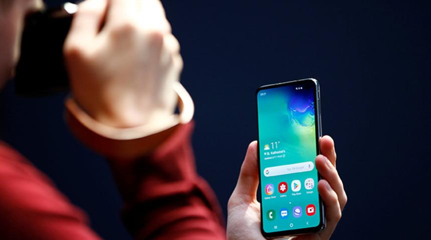 Samsung Galaxy S10, Galaxy S10 Plus ve Galaxy Fold tanıtıldı
