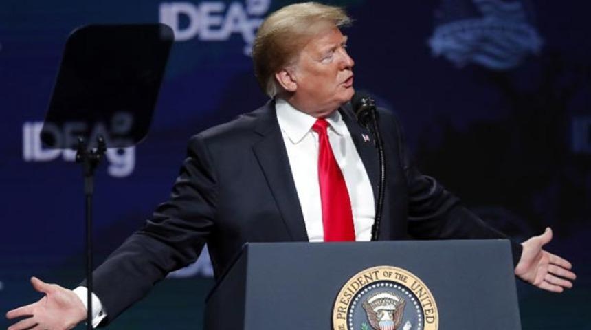 Donald Trump'tan ABD başkanlığına aday olan Sanders'e "&ccedil;ılgın" su&ccedil;laması!