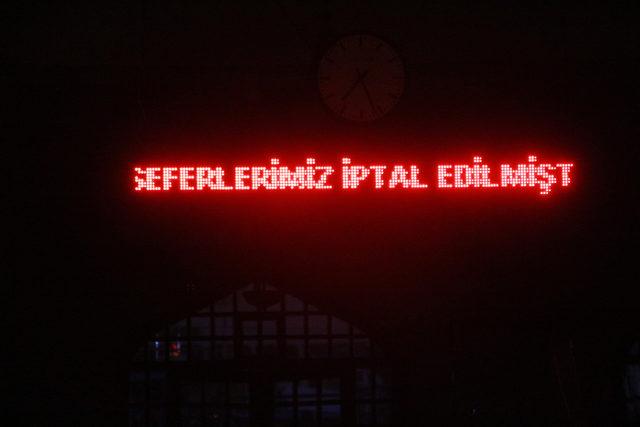 Ek fotoğraflarla//Yoğun sis nedeniyle vapur seferleri iptal edildi