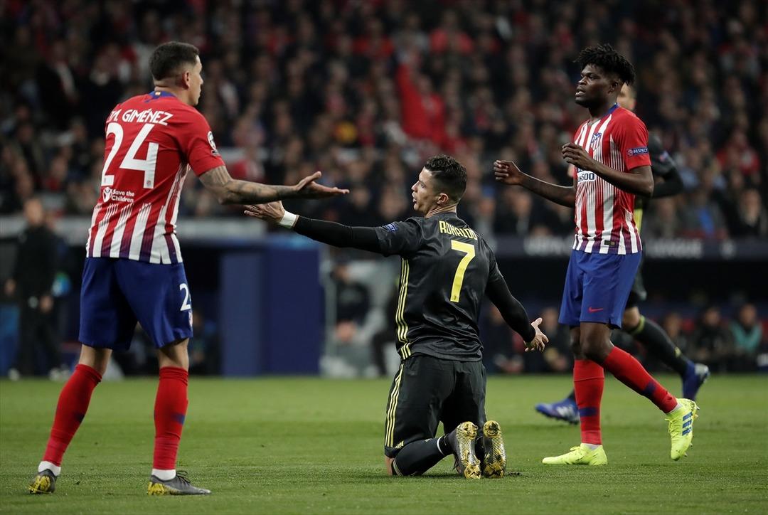 Cristiano Ronaldo'yo şok tezah&uuml;rat: Vergini &ouml;de