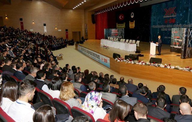 BEÜ Rektörü Yardım, ‘Dijital Dönüşüm Projesi’nin tanıtım toplantısına katıldı