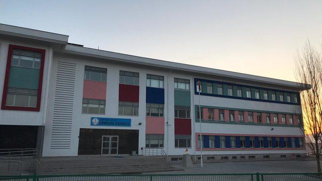 Ayvacık'taki deprem Türkiye'nin batısını salladı, ilçede okullar tatil