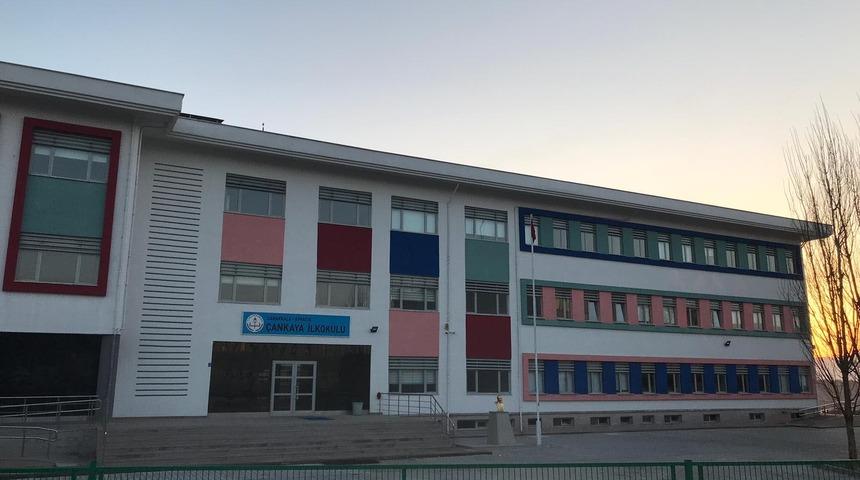 Ayvacık'taki deprem Türkiye'nin batısını salladı, ilçede okullar tatil