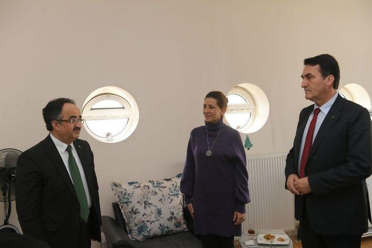 Dündar şehit ailelerini ziyaret etti G5