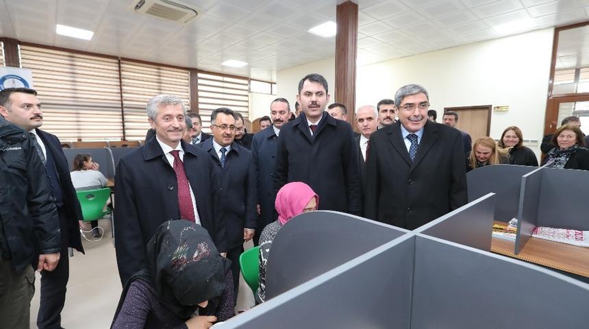 Bakan Kurum&rsquo;dan Şahinbey&rsquo;e &ouml;vg&uuml;