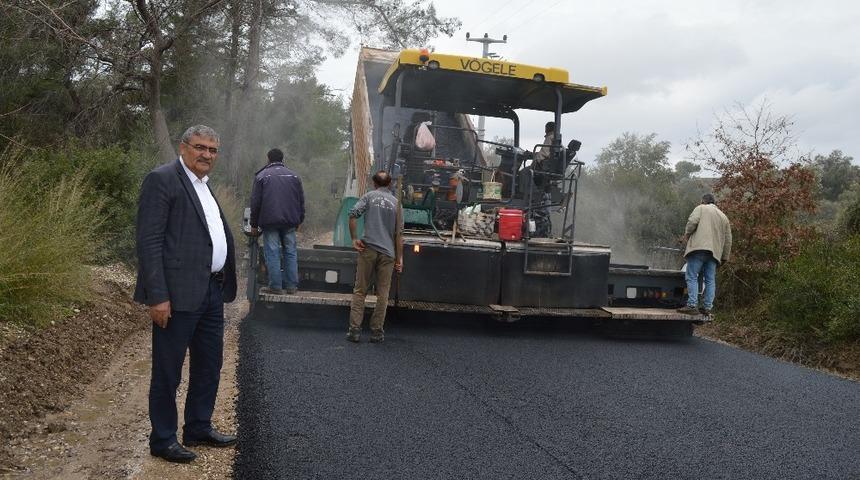 Manavgat Aksaz-Kara&ouml;z&rsquo;e sıcak asfalt