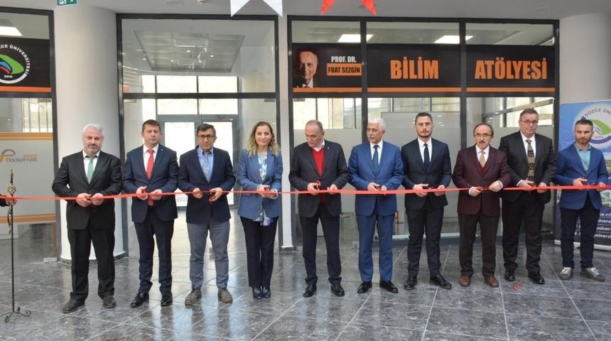 D&uuml;zce &Uuml;niversitesi Fuat Sezgin yılı