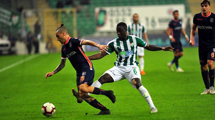 Samet Aybaba Başakşehir maçında revizyona gidiyor