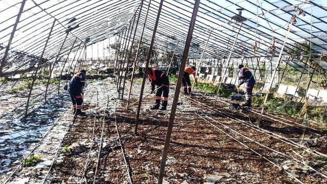 Muratpaşa Belediyesi yaraları sarıyor