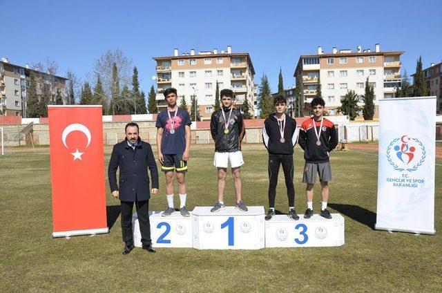 Okul sporları atletizm il birinciliği müsabakaları tamamlandı