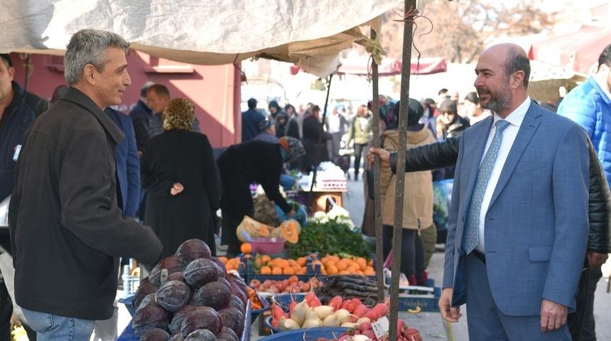 Başkan Pekyatırmacı bez torba dağıttı