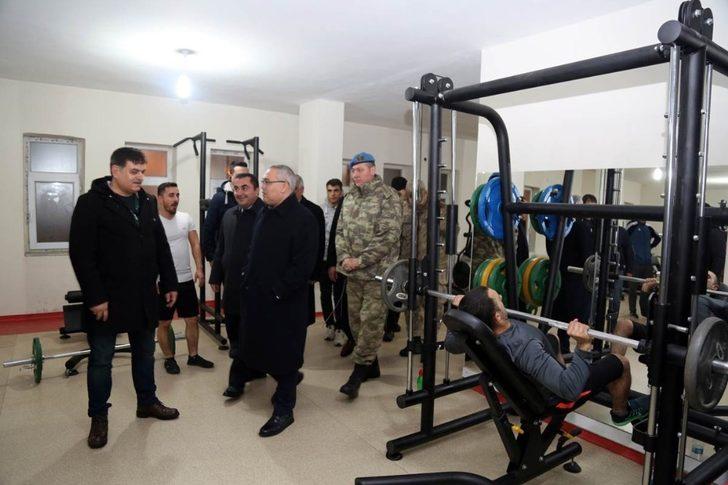 Vali Gündüzöz Varto’da G2