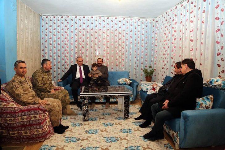 Vali Gündüzöz Varto’da G4