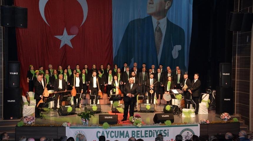 Çaycumalılar türkülerle coştu