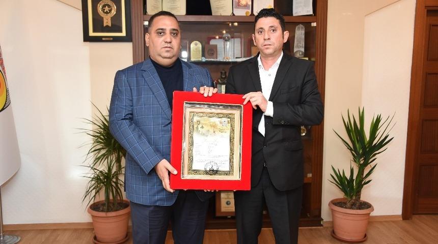 Başkan Can’dan şehit Hüseyin Aytürk’ün ailesine konut