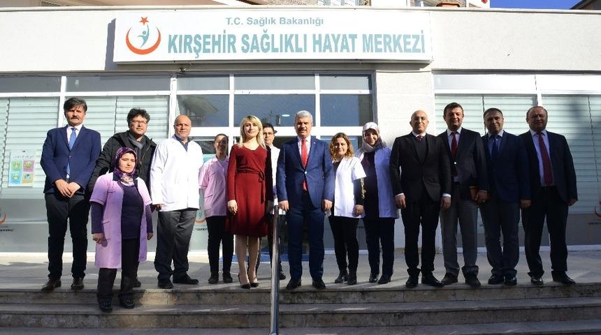 Vali İbrahim Akın: "Vatandaşa sağlık alanında en iyi hizmet verilmeye &ccedil;alışılıyor"