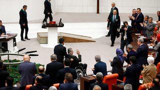 Deniz Baykal'la ilgili son dakika gelişmesi! Meclis'te yemin etti