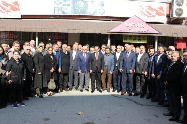 Demir&rsquo;den iki sanayi sitesi vaadi 2