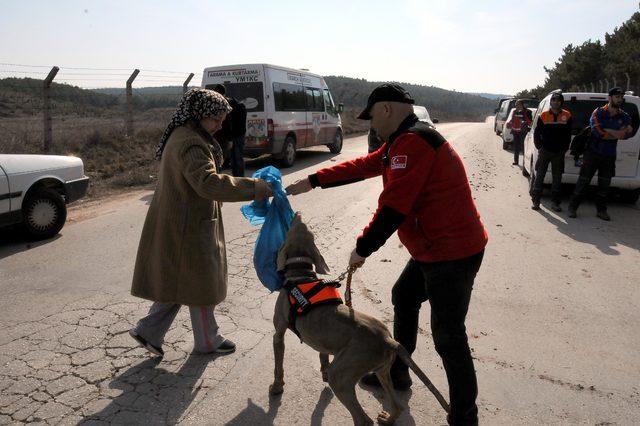 Kayıp alzheimer hastası, havadan ve karadan aranıyor