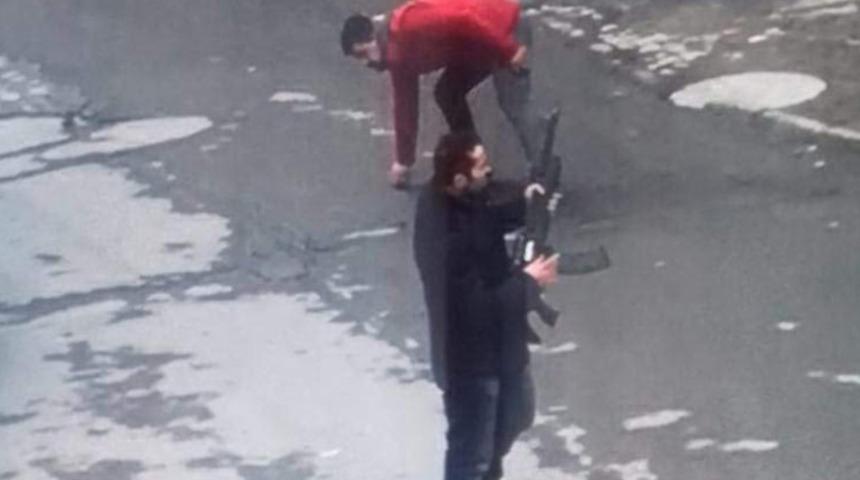  İstanbul'da bir kişi telefonu iade alınmayınca pompalı tüfekle saldırdı