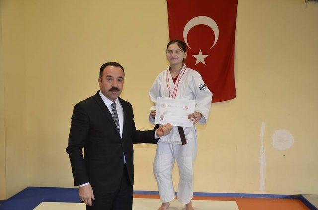 Judo müsabakaları ve Analig seçmeleri tamamlandı