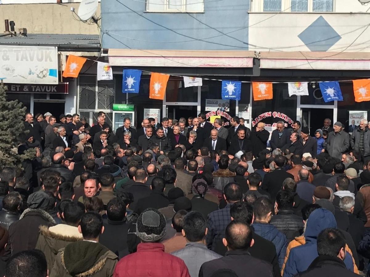 Horasan&rsquo;da Meclis &Uuml;yeleri tanıtıldı