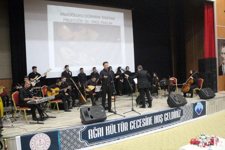 Erol Parlak konseri büyüledi G3