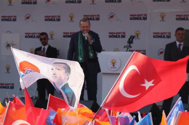 Erdoğan: Benim milletim, PKK'nın desteklediği adaya oyunu verir mi ?