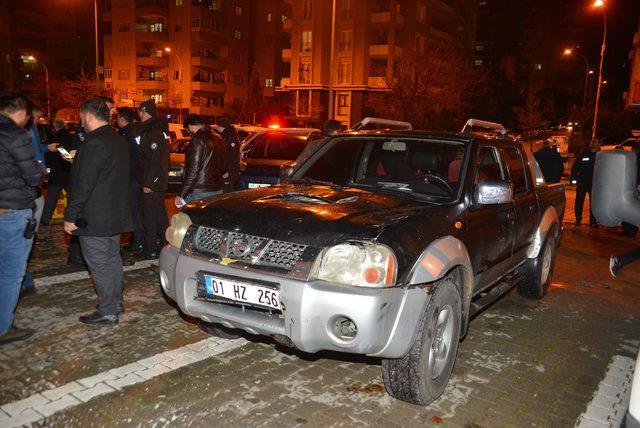 Uygulamadan ka&ccedil;arken 2 si polis 3 kişiyi yaralayan alkoll&uuml; s&uuml;r&uuml;c&uuml; tutuklandı 4