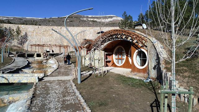  Hobbit K&ouml;y&uuml;  Sivas ta hizmete a&ccedil;ıldı 1