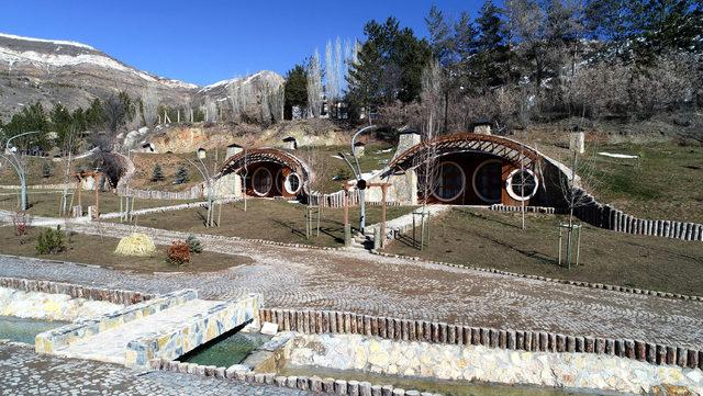  Hobbit K&ouml;y&uuml;  Sivas ta hizmete a&ccedil;ıldı 4