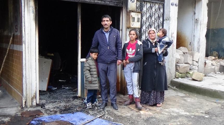 İş yeri k&uuml;l olan berber yardım bekliyor