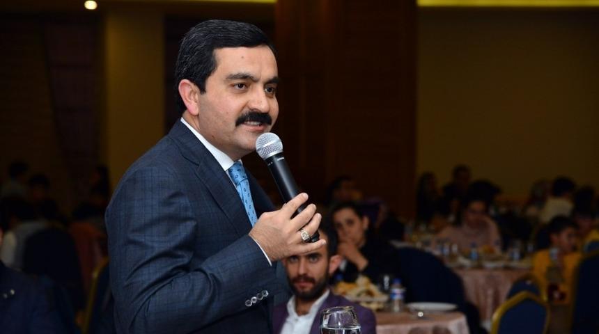 Belediye Başkanı Yaşar Bah&ccedil;eci; &ldquo;Kucak a&ccedil;tık, Kırşehir&rsquo;i imar ettik"