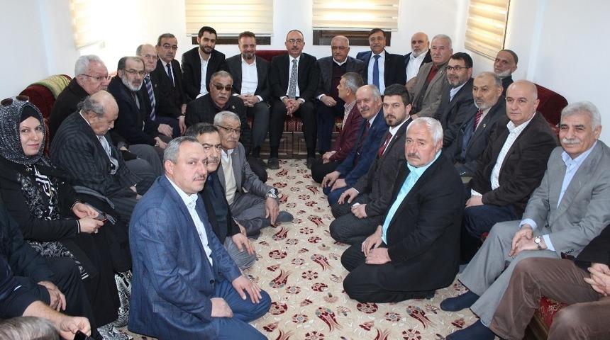 Mustafa Kavuş, STK&rsquo;ları ziyaret etti