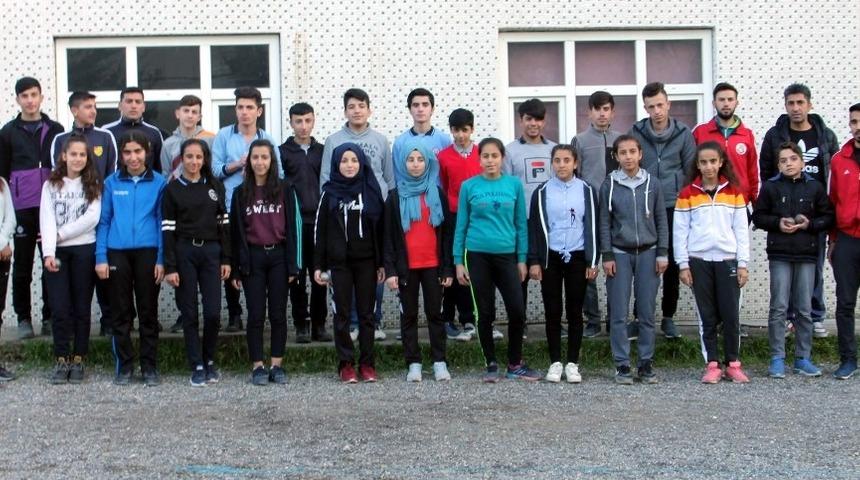 Siirtli sporcular Bocce turnuvasına hazırlanıyor