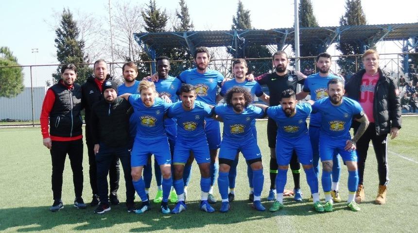 Play-Off yolunda zorlu m&uuml;cadele