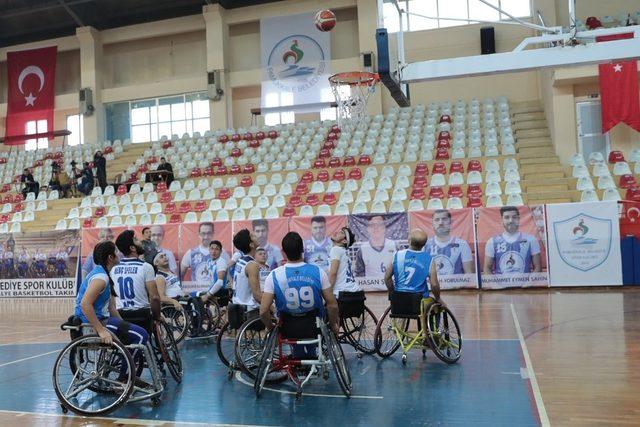 Pamukkale Belediyespor Genç Efeler Belediyespor’a konuk olacak