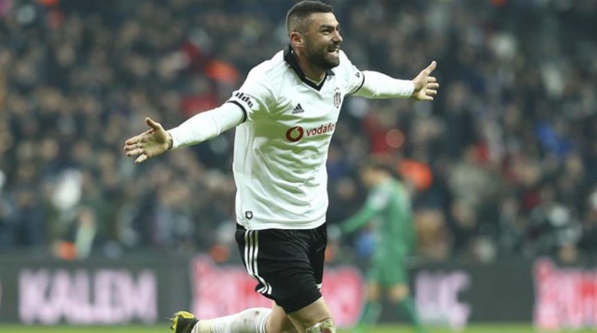 Burak Yılmaz Beşiktaş'ta ilk peşinde