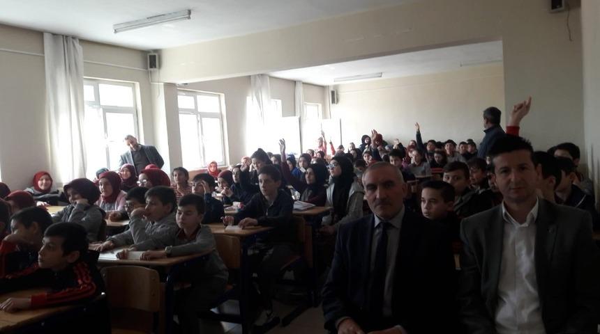 &Ccedil;aycuma&rsquo;da Asım G&uuml;ltekin konferans verdi