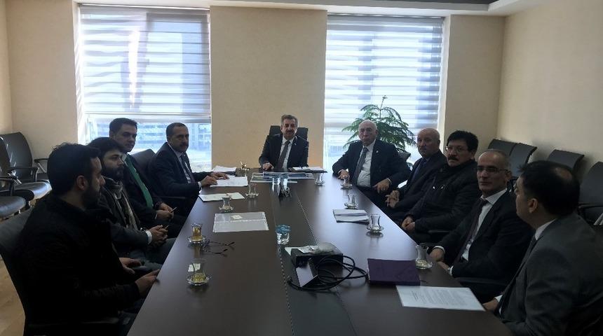 AK Parti milletvekillerinden Bakan Yardımcısı B&uuml;y&uuml;kdede&rsquo;ye ziyaret