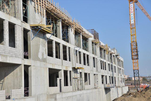 Bakan Koca dan  H3N2 vir&uuml;s&uuml;  a&ccedil;ıklaması: Bizim i&ccedil;in risk oluşturmuyor 3